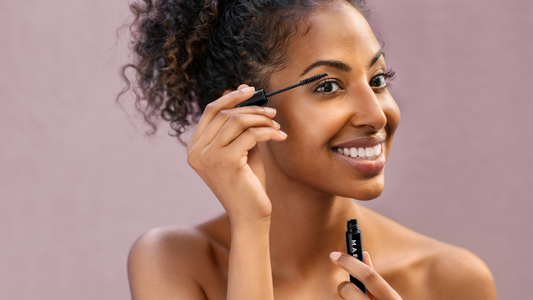 Long-Lasting Mascara: Keep Lashes Flawless All Day